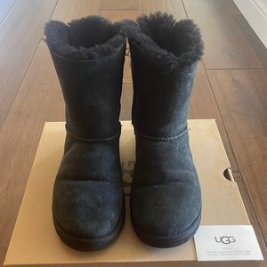 Ugg Bailey Bow II